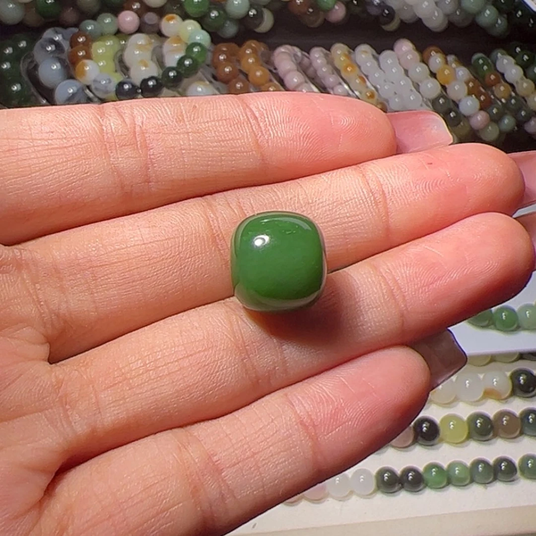 【闪购商品】未镶嵌和田玉珠宝奇石12x13mm