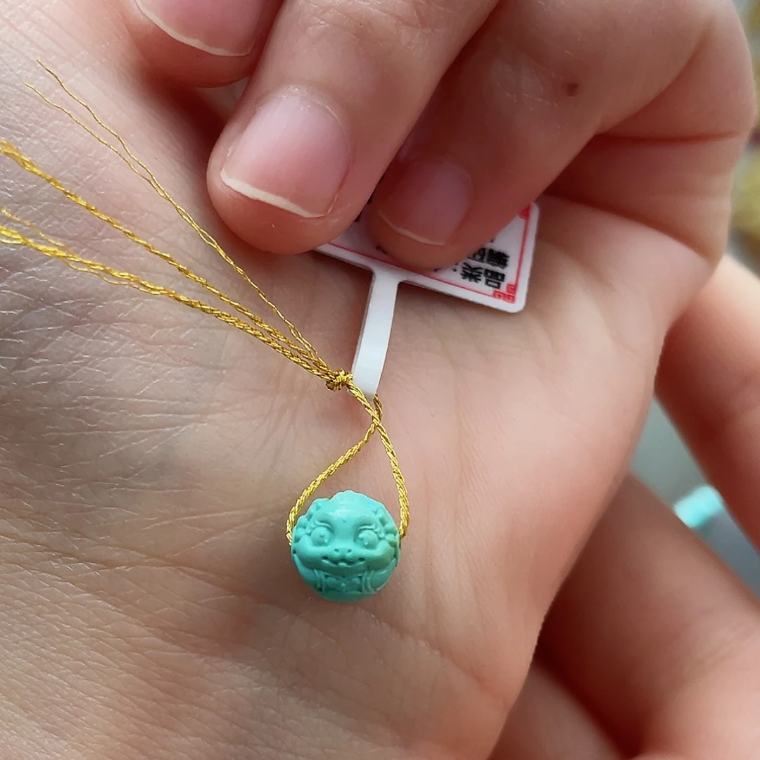 绿松石颈饰未镶嵌