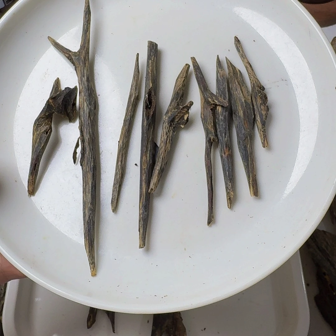 沉香碎屑沉香啊**对绿棋树心油13克