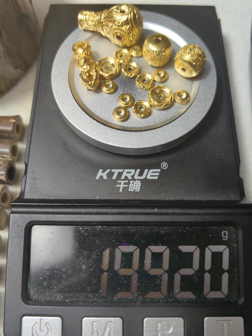 足金999三通万向轴背云饕餮金珠黄金手串配饰