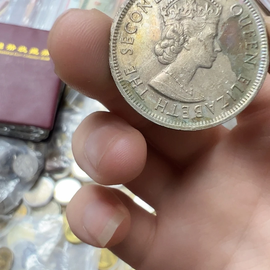 拍品。