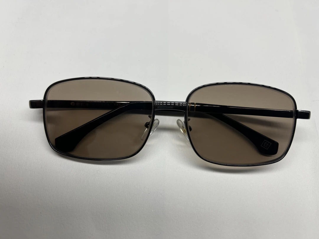 中茶全框商务款 纯钛新豹隆镜架 水晶石头镜