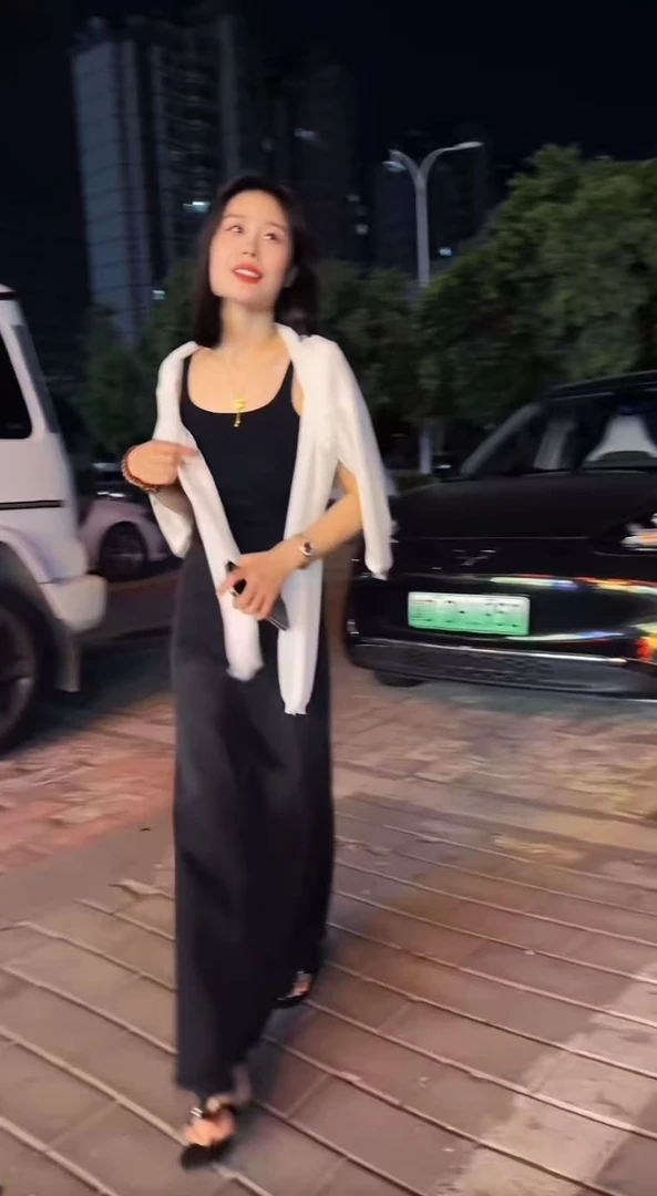 Miss Huo 夹趾拖鞋 C 1901