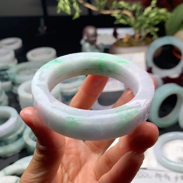 P***技定制翡翠翡翠手镯未镶嵌