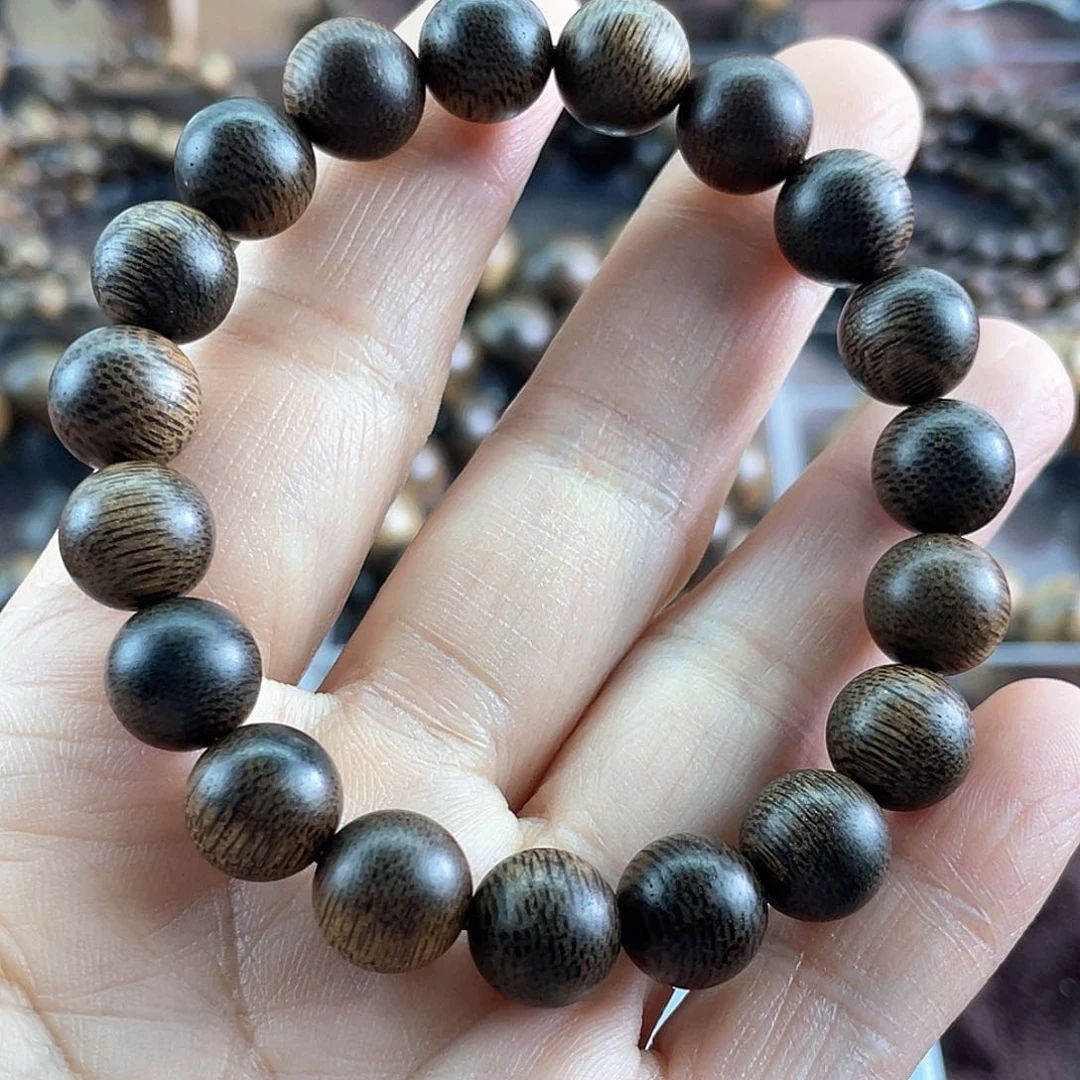 沉香手串云****?越南芽庄白棋