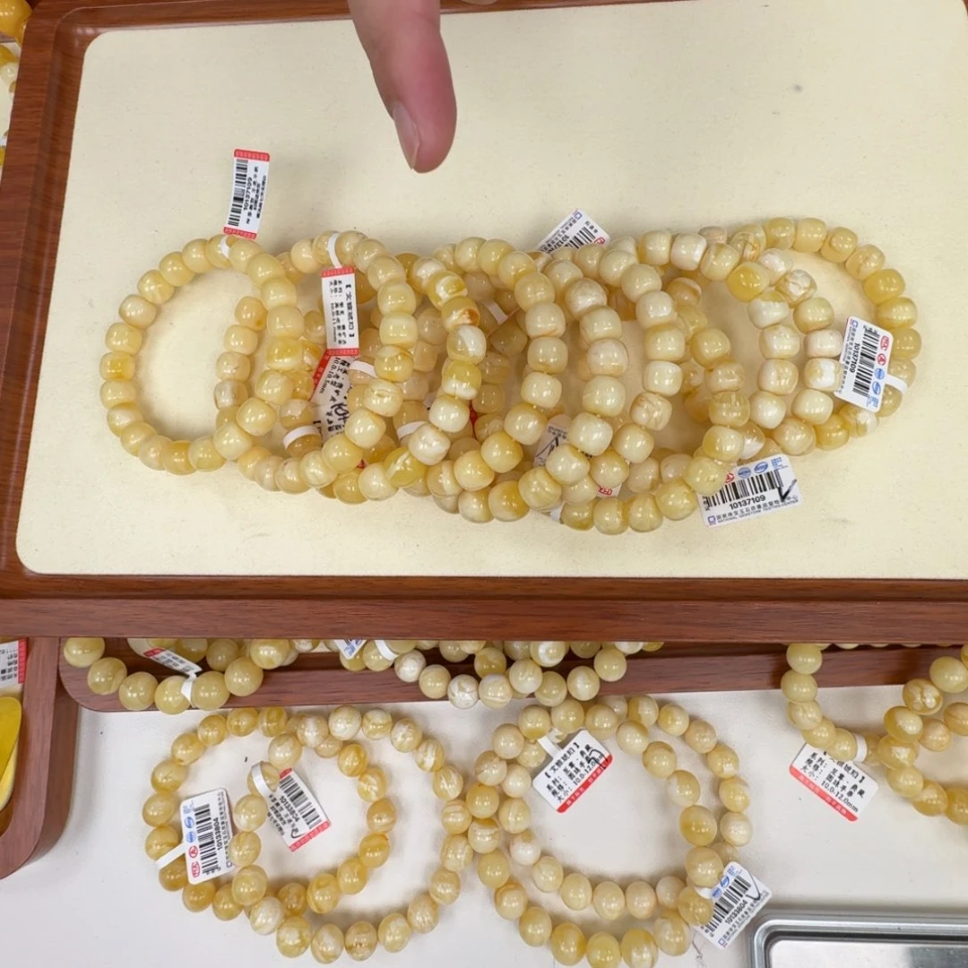 琥珀未镶嵌手链多样性发其一