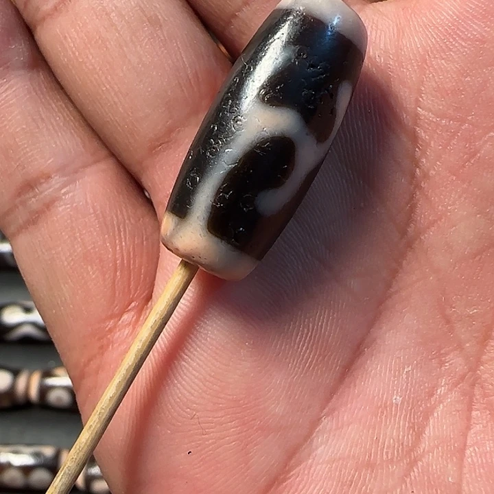 玛瑙/玉髓合金颈饰