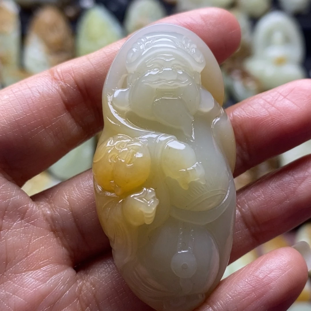 吊坠(不含链)未镶嵌和田玉（糖玉）
