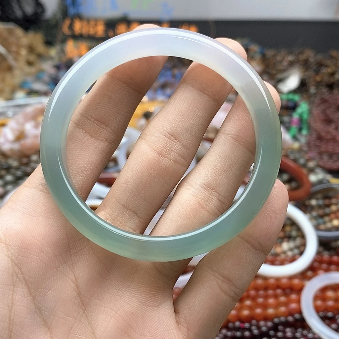 玛瑙/玉髓未镶嵌珠宝半成品红****模一个58玛瑙手镯B32