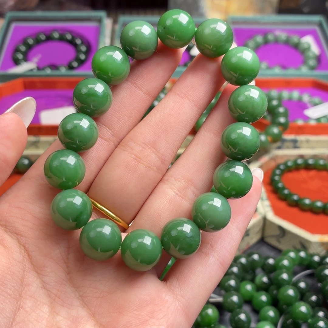 和田玉（碧玉）未镶嵌手链