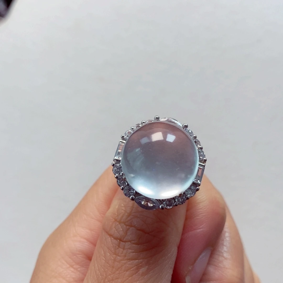 欢***量石英质玉未镶嵌戒指