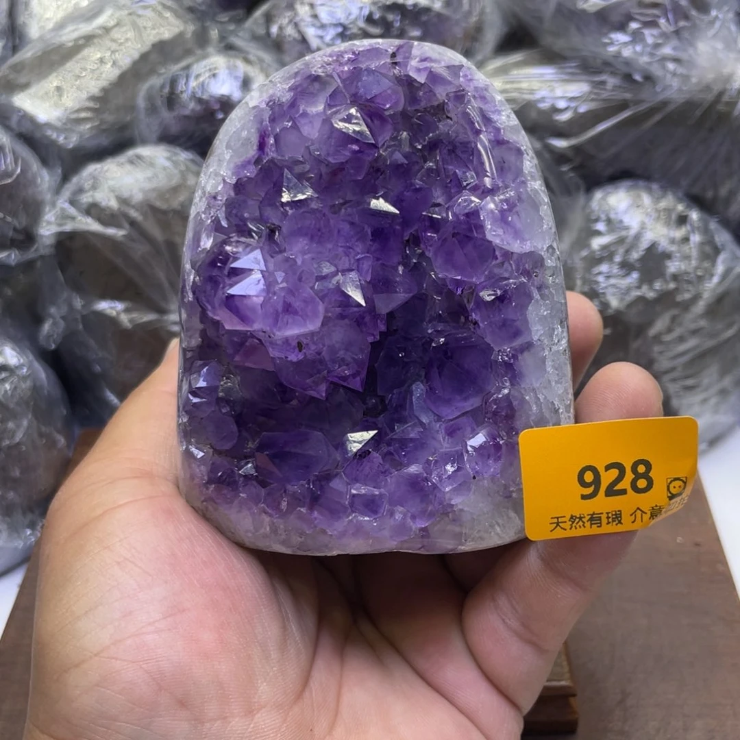 未镶嵌水晶大型摆件（非配饰）