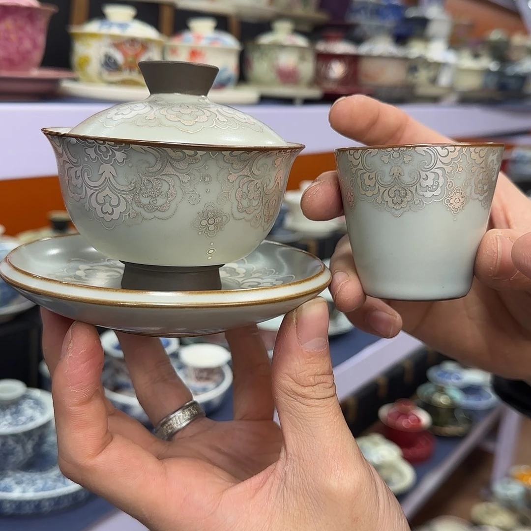 你在干什么啊你是在哪里上班的啊你