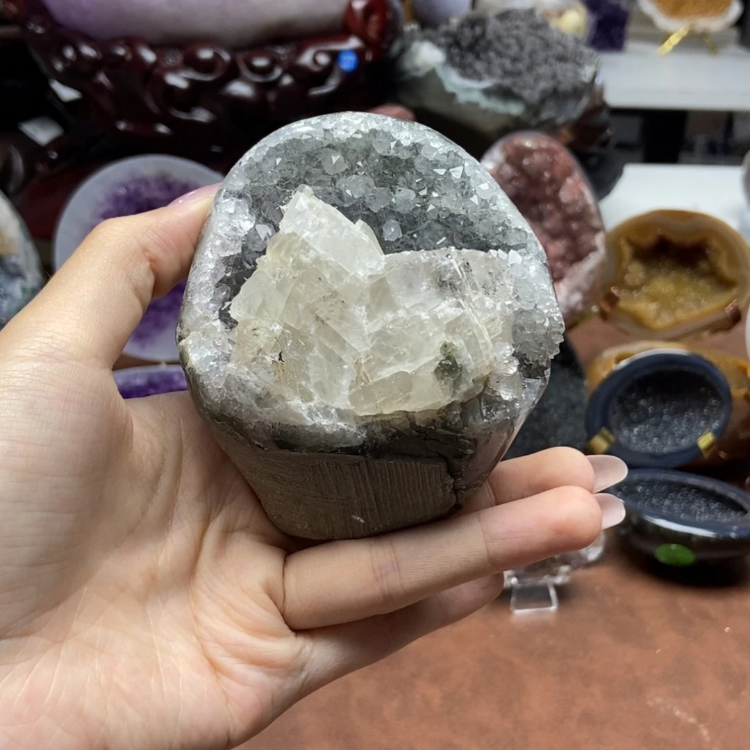 紫晶摆件未镶嵌水晶