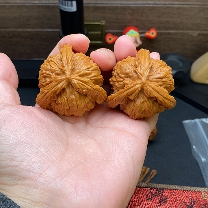 叫***啥把件文玩核桃白奔