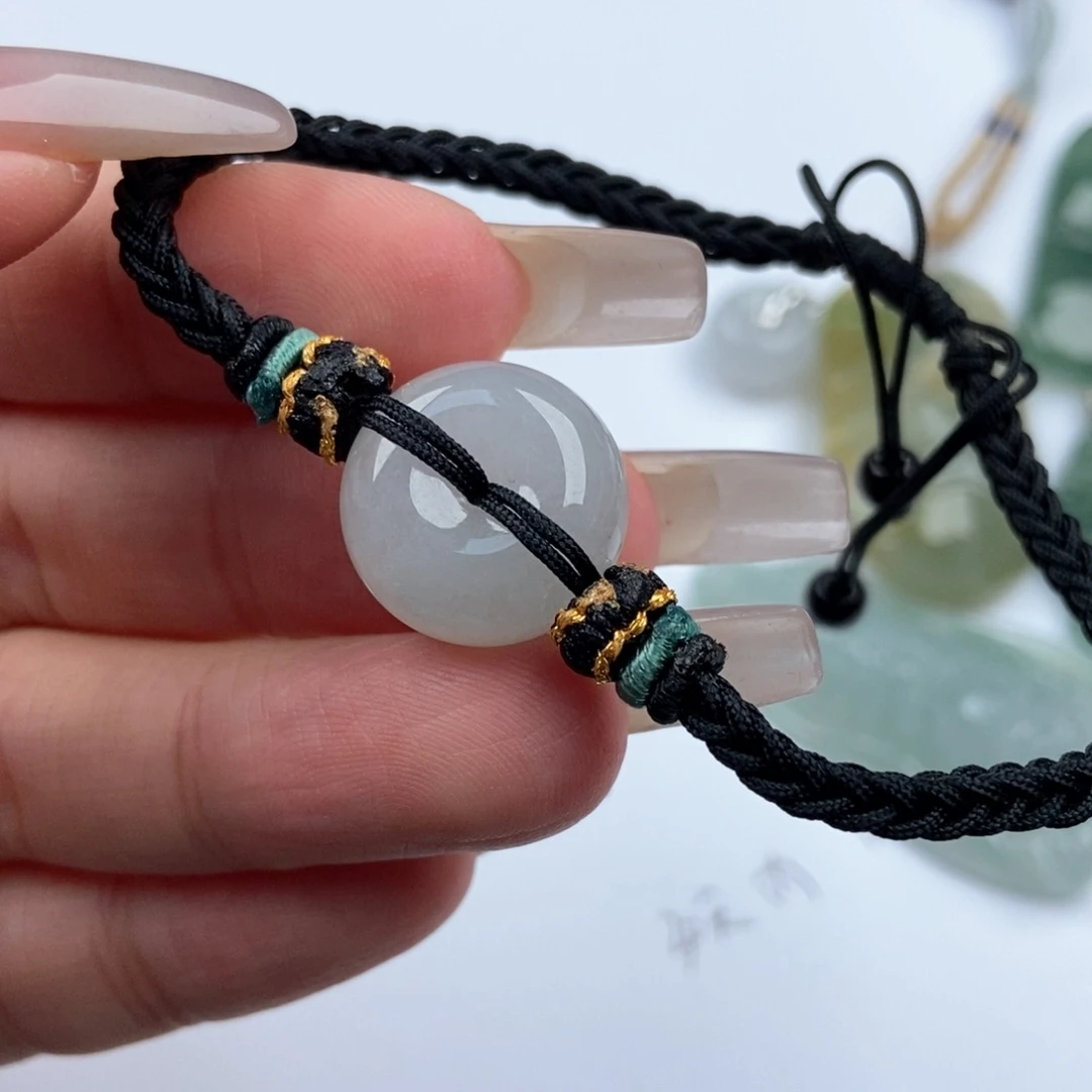 翡翠未镶嵌颈饰A****n