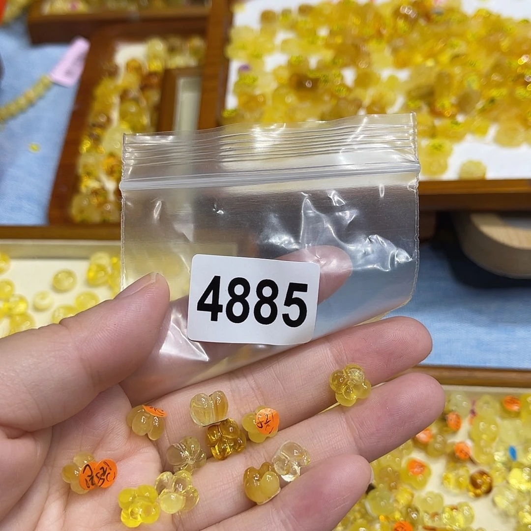 ୧***金琥珀未镶嵌珠宝奇石
