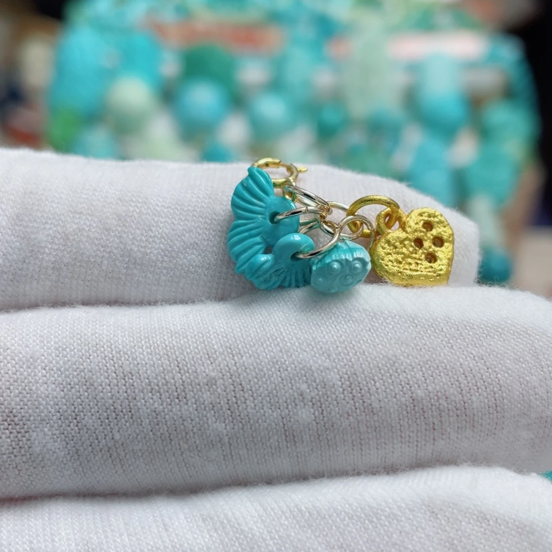 绿松石未镶嵌珠宝奇石