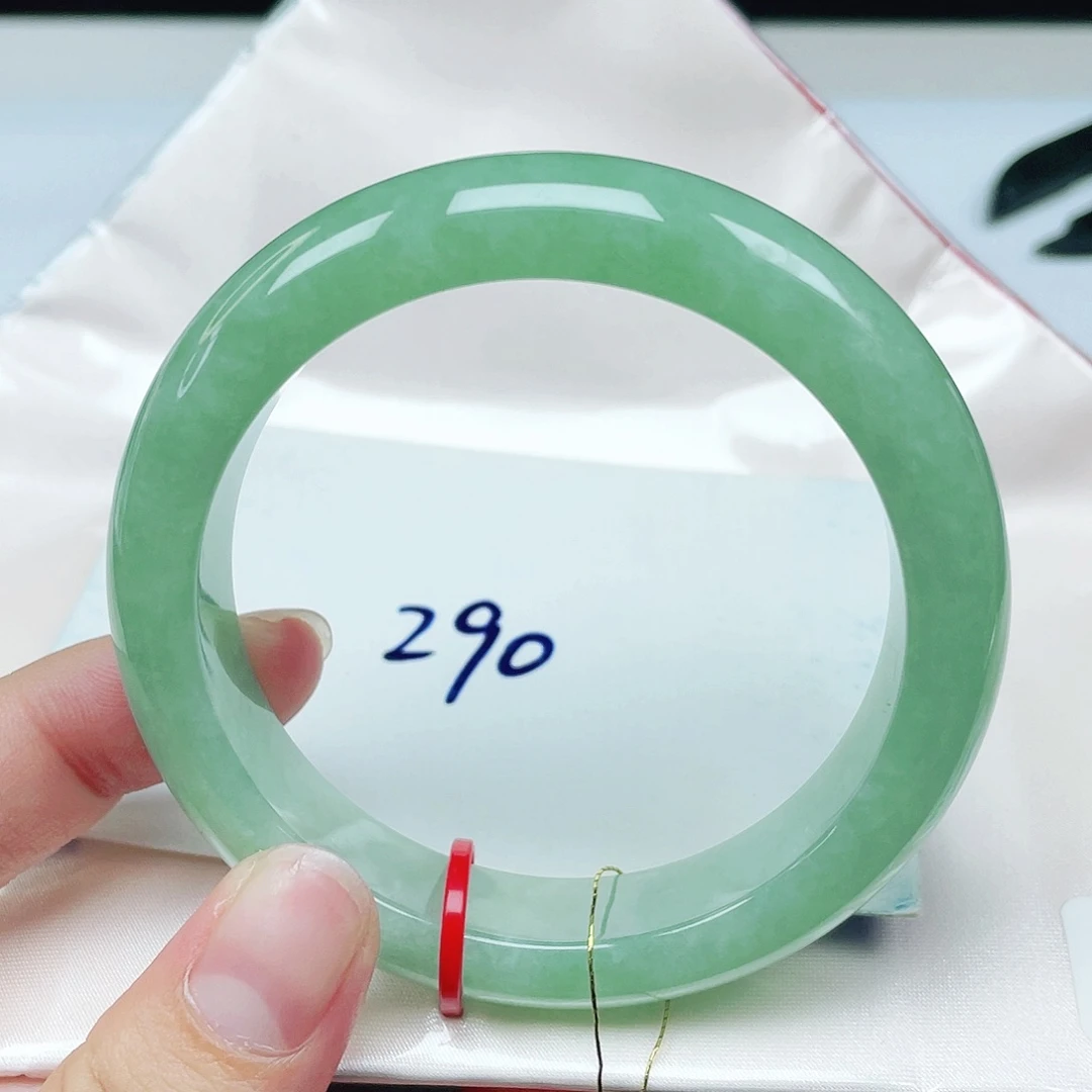 翡翠未镶嵌手镯正圈53.8