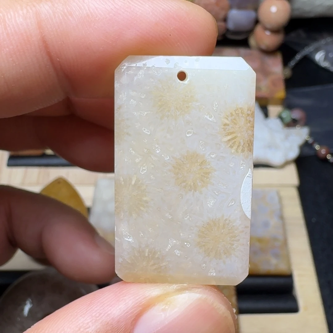 硅化玉未镶嵌纯天然色有机玉石保真色