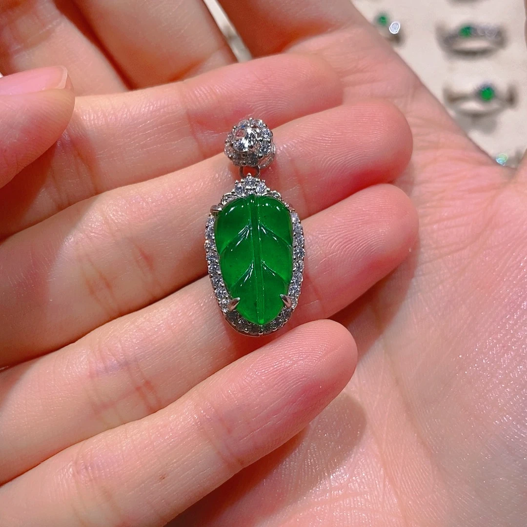 S***爺翡翠银S925镶嵌吊坠(不含链)