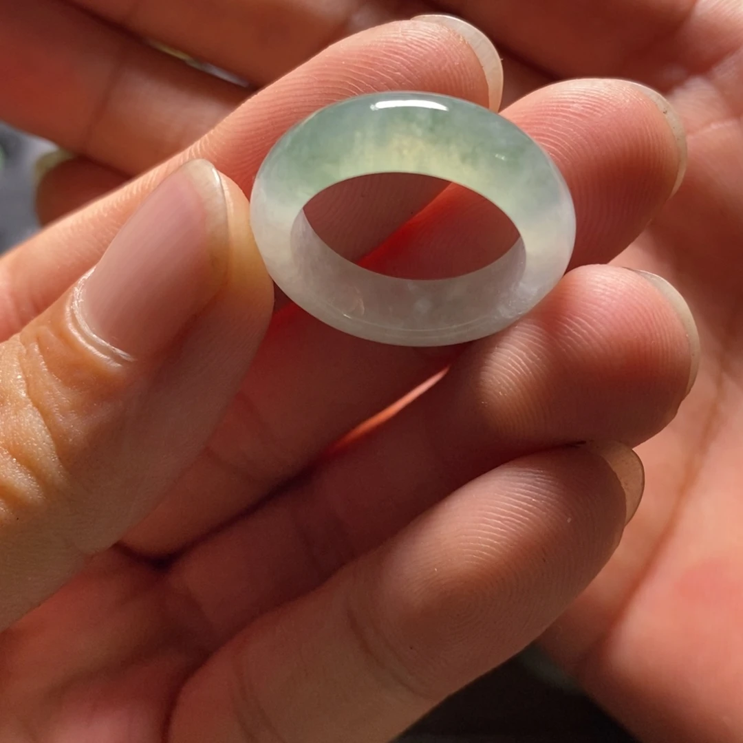 定制翡翠未镶嵌墨*麟翡翠