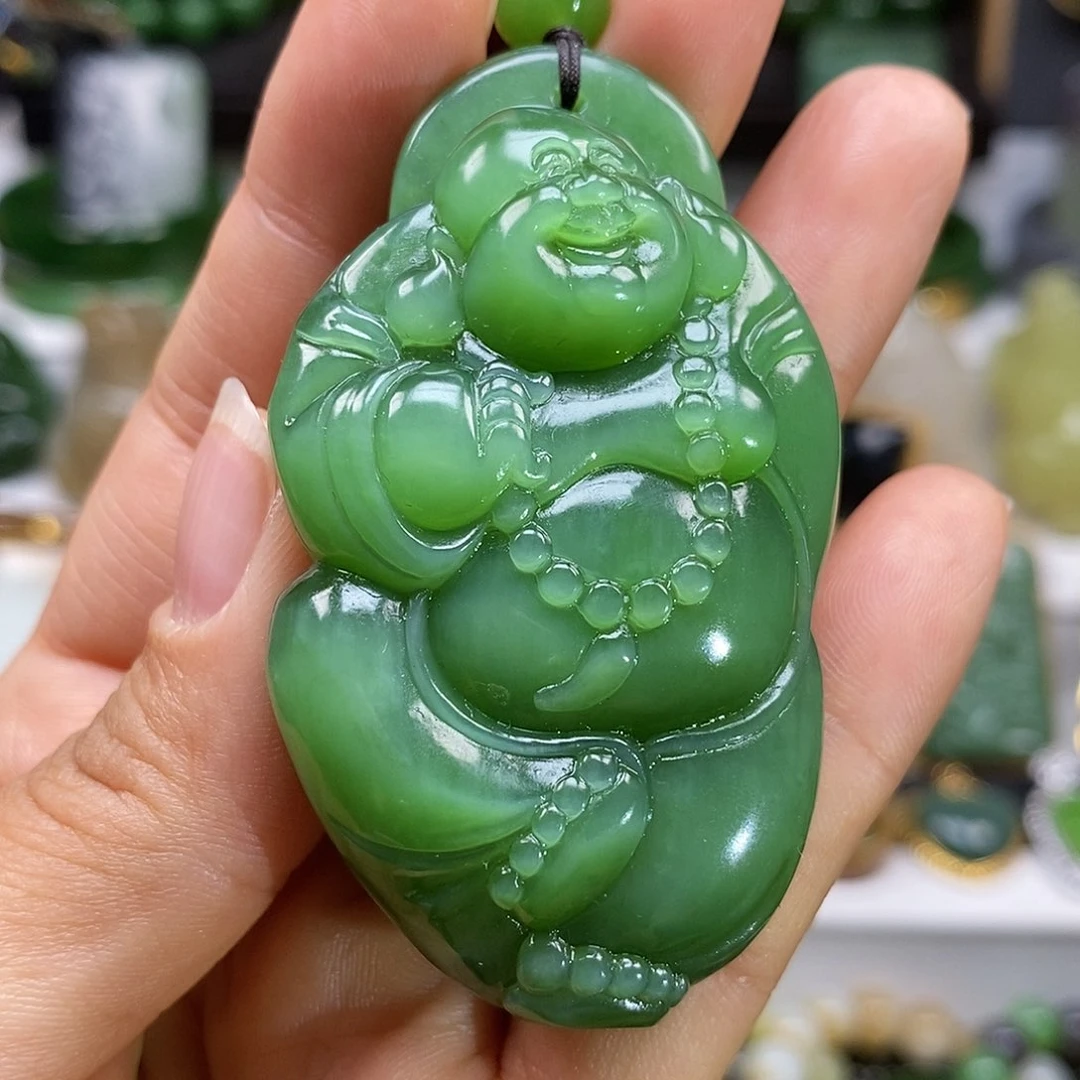 和田玉未镶嵌颈饰果绿猫眼