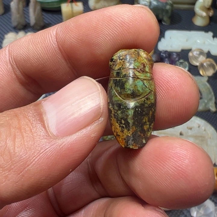 摆件用****4………………………………