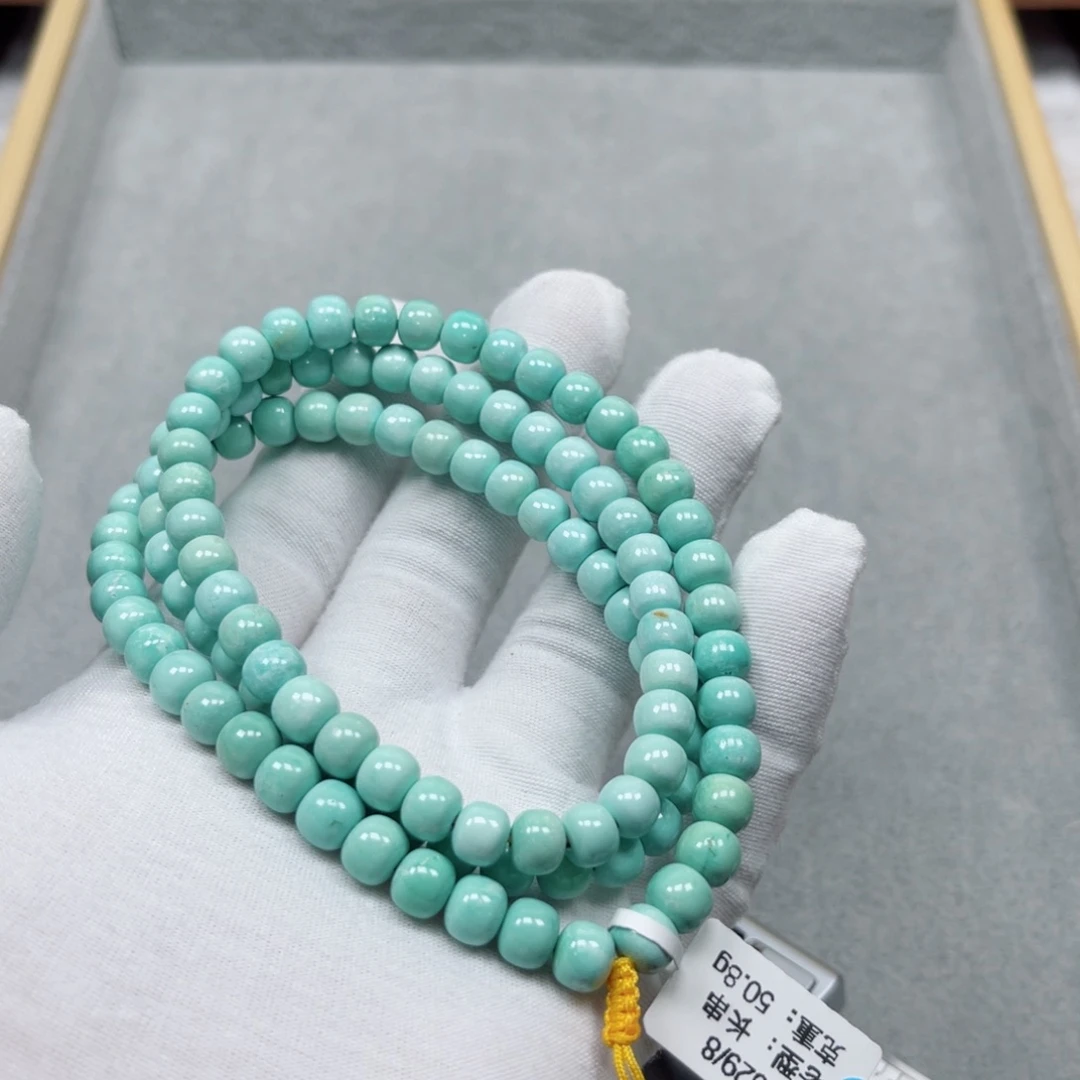 多***胺绿松石未镶嵌挂件