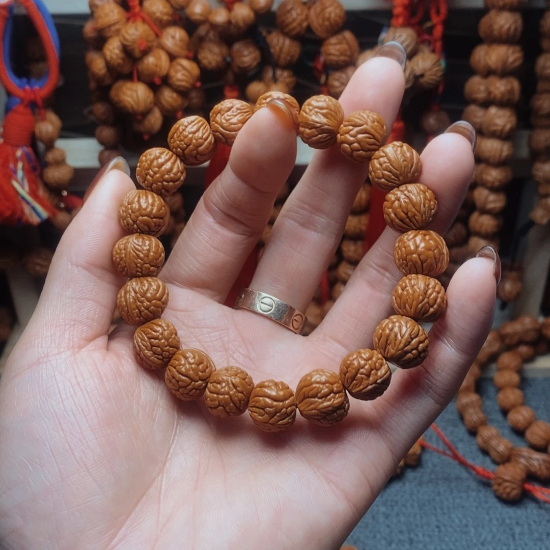 桃核吊坠龙纹桃枭