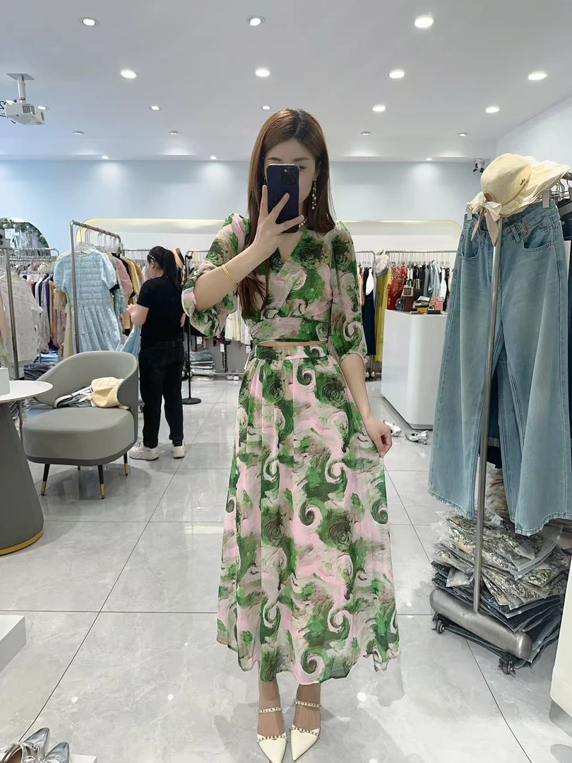 法式优雅气质V领显瘦碎花两件套连衣裙