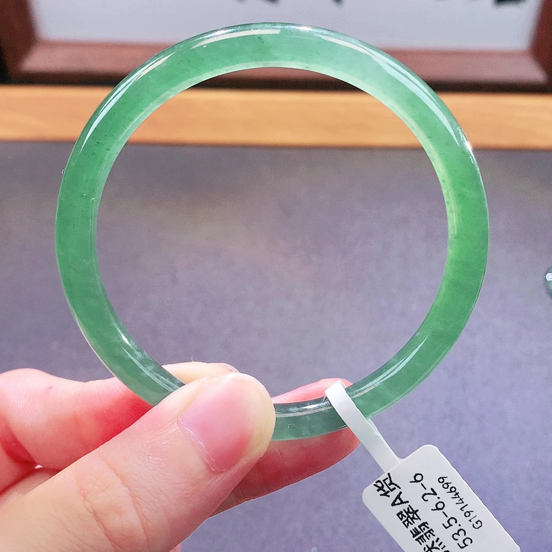 翡翠未镶嵌手镯天然翡翠