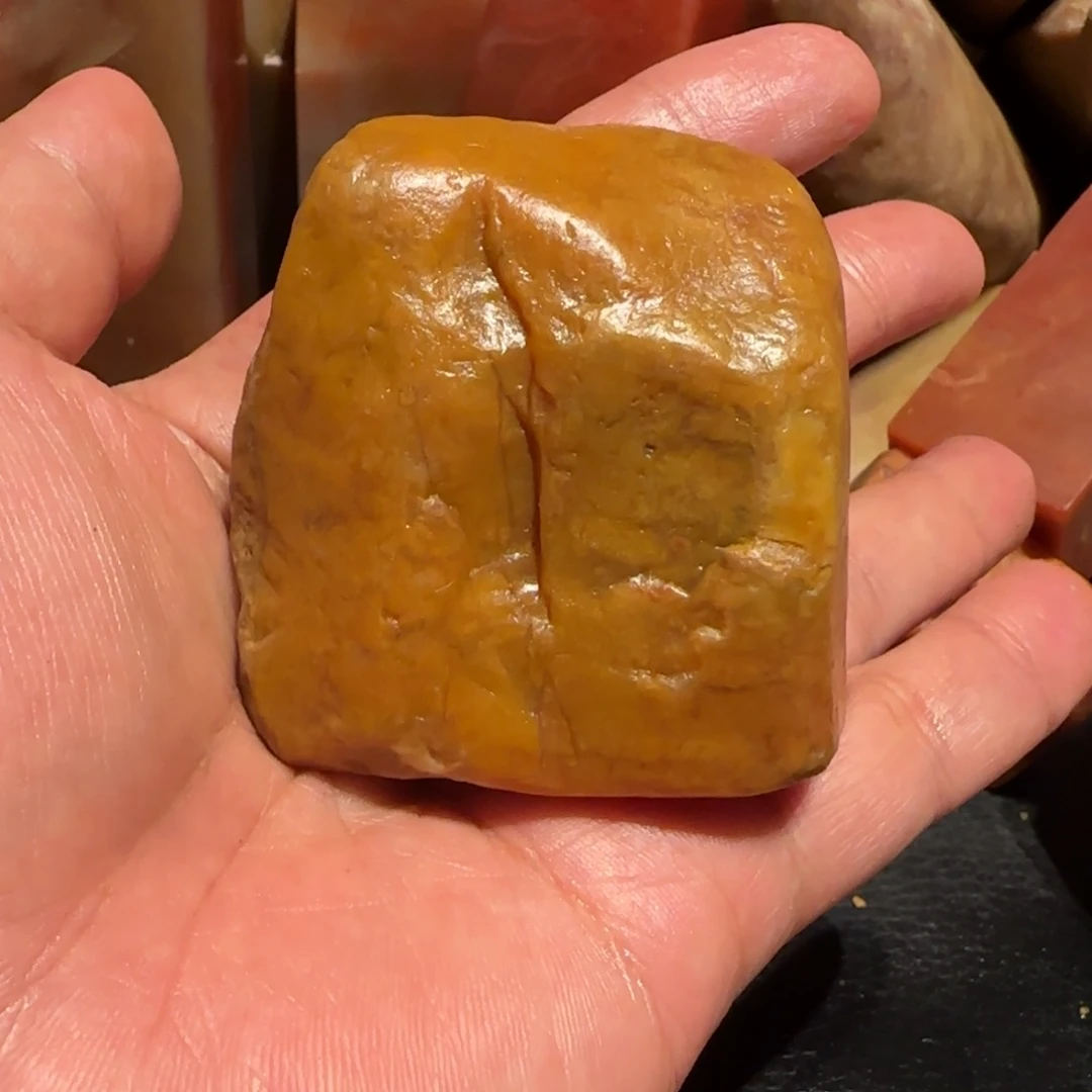 老挝石哈***。田黄原石，