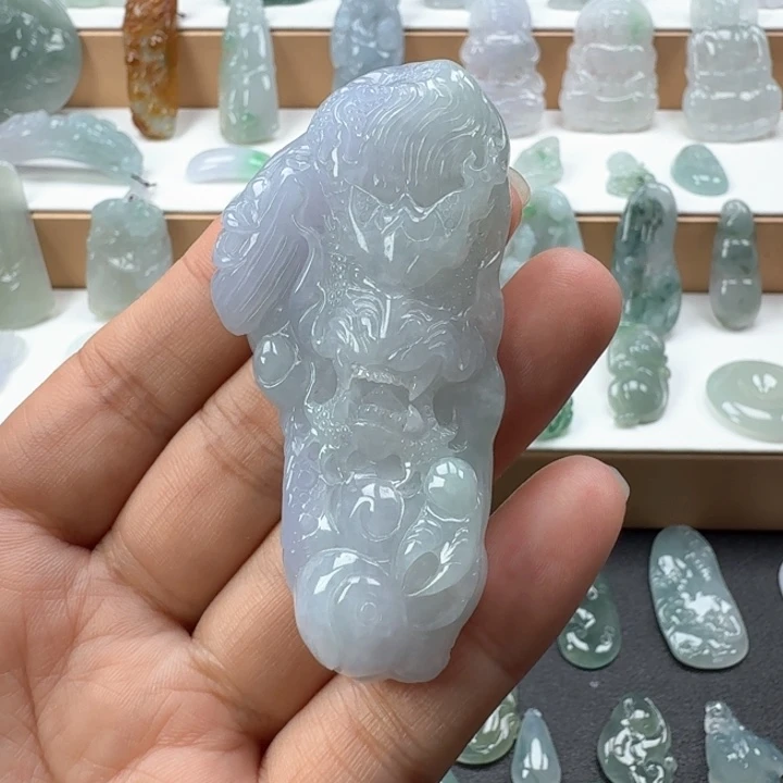 小***倒项链未镶嵌翡翠翡翠