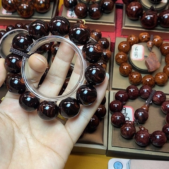 黄花梨/降香黄檀2.0对眼鬼脸对眼