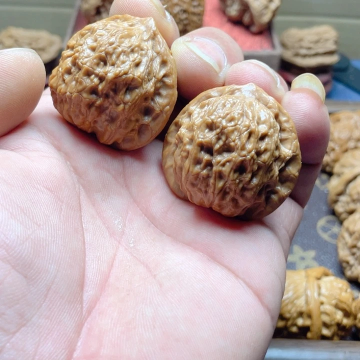 文玩核桃把件公子帽