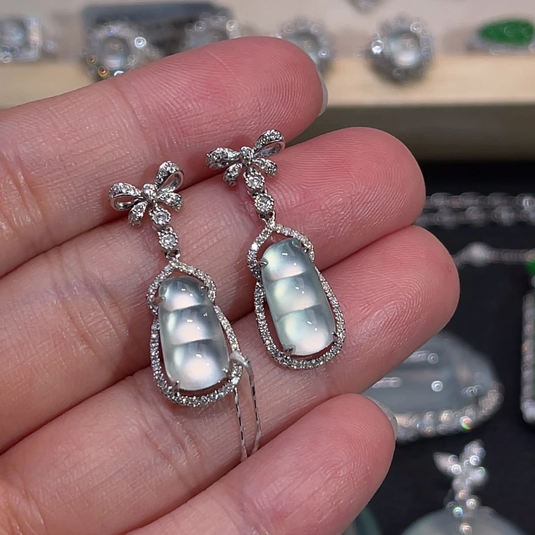 翡翠18K金镶嵌耳饰福豆