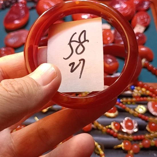 手镯玛瑙/玉髓未镶嵌