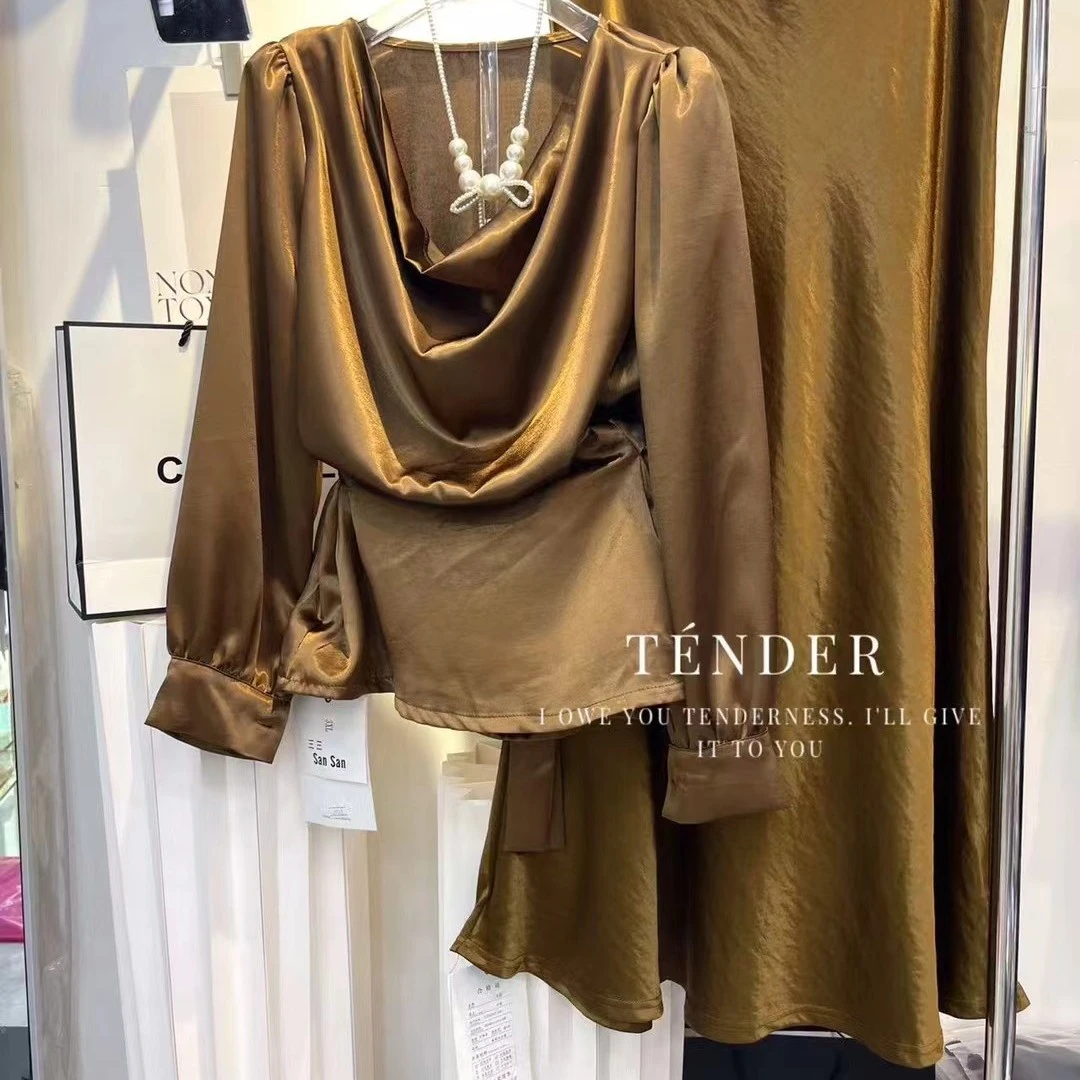 《朵妈衣橱》夏季大码女装时尚丝滑缎面缎堆堆领短袖遮肚显瘦衬衫