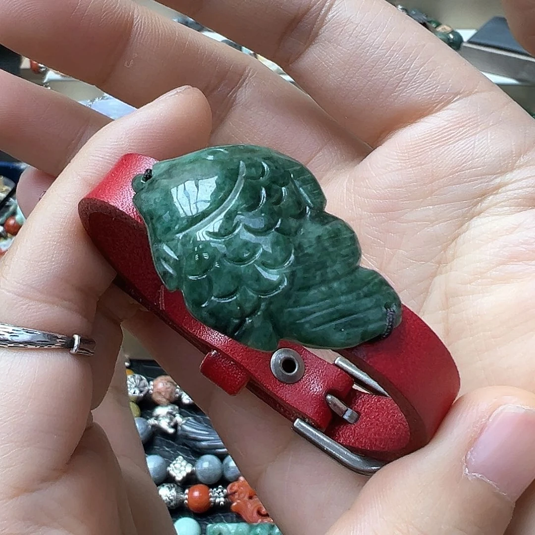 翡翠戒指未镶嵌炸