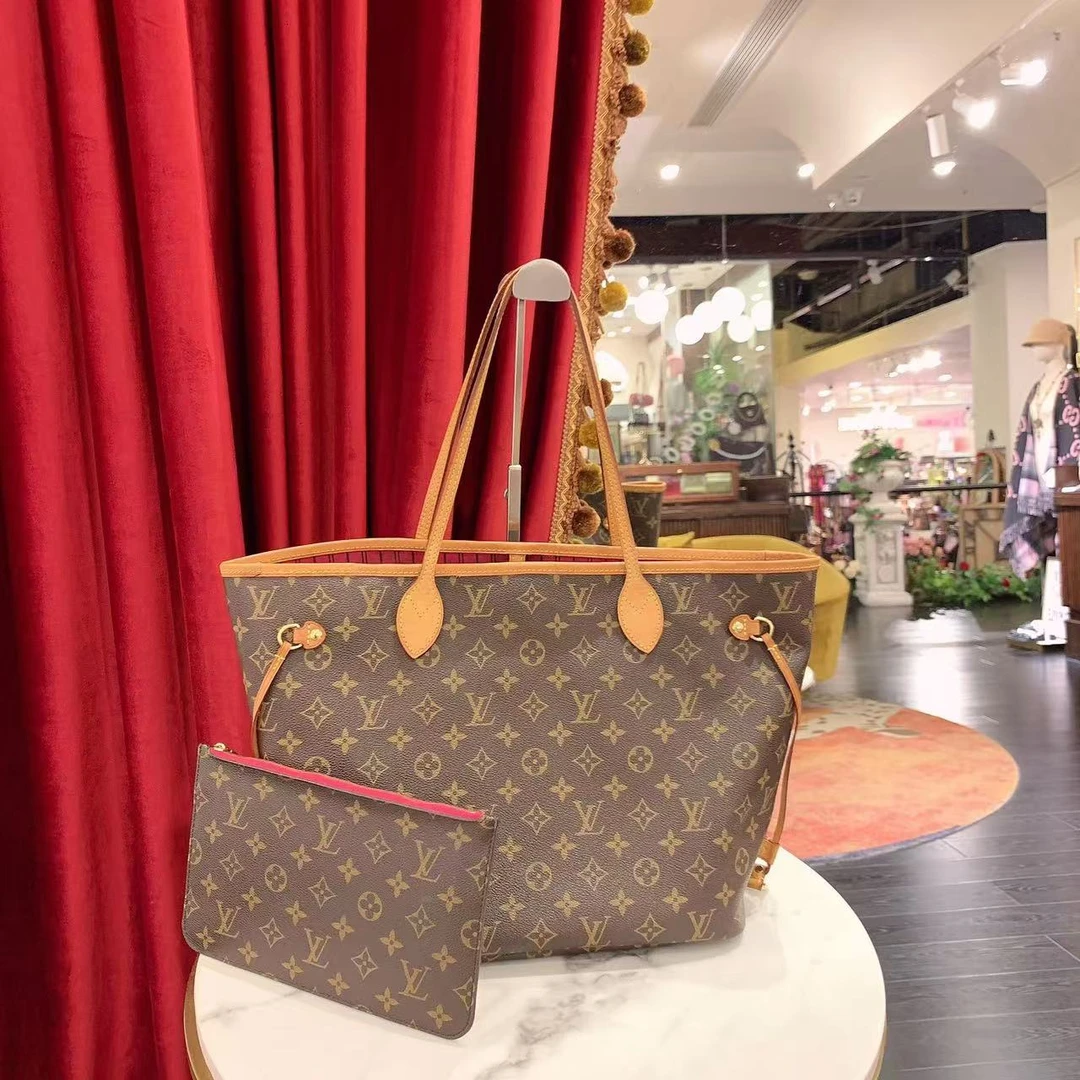 99新 LouisVuitton/路易威登 neverfull中号芯片手提包/75361944