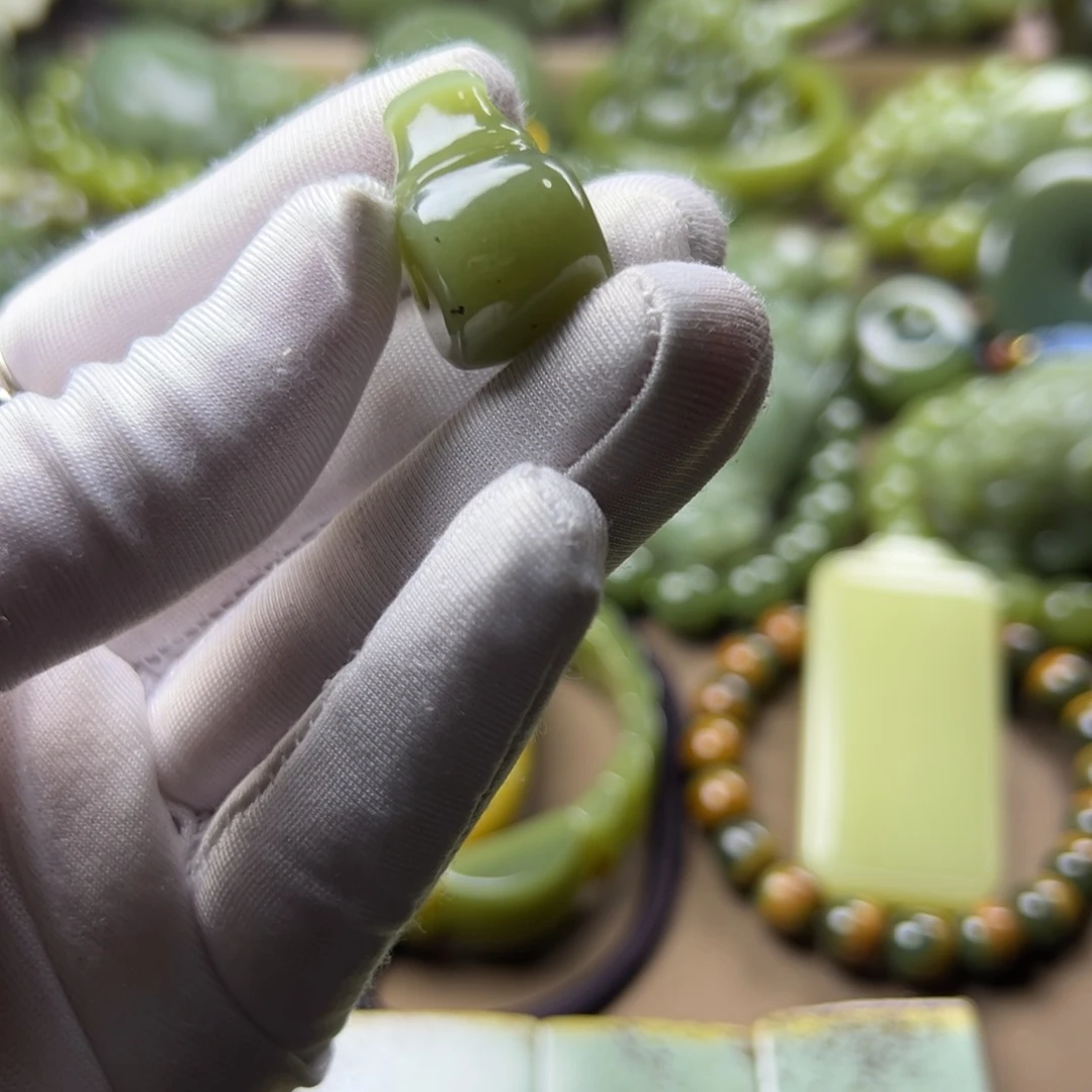 岫岩老玉（透闪石质玉）未镶嵌挂件