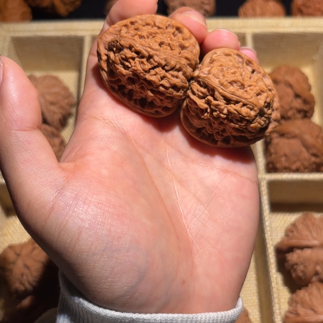 吊坠文玩核桃39高炮三角疆