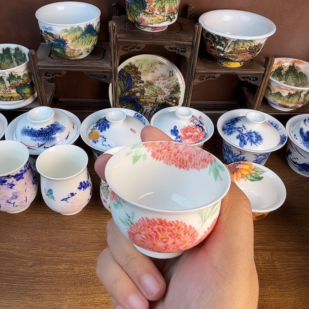 忠意堂釉下彩红绣球