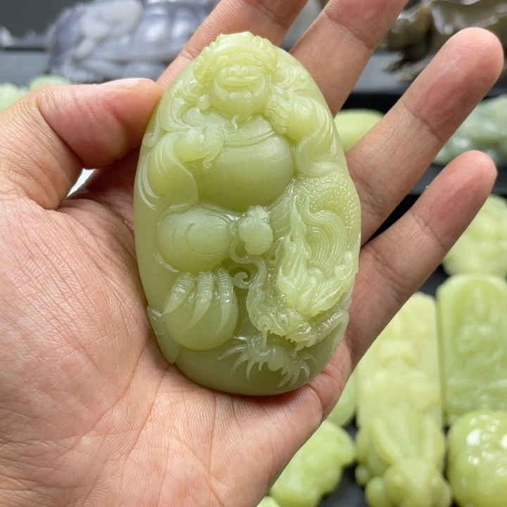 和田玉（糖玉）未镶嵌颈饰