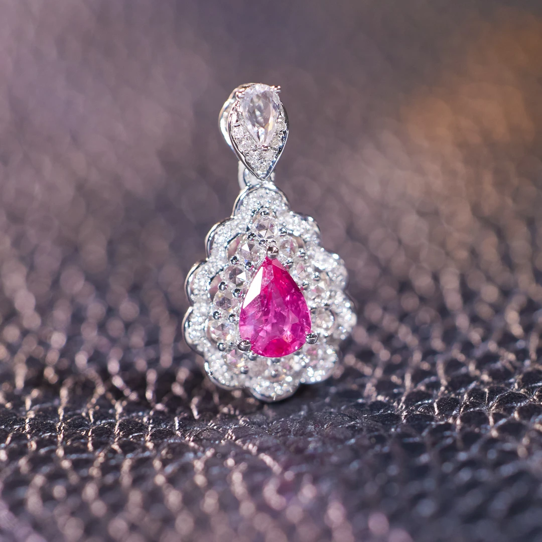 非遗好物分享【歪歪】红宝石吊坠*18K金镶嵌U9788