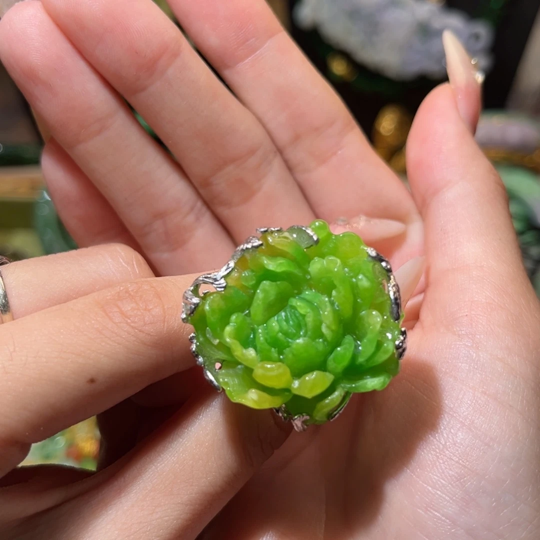 伤***妖翡翠未镶嵌颈饰待编织