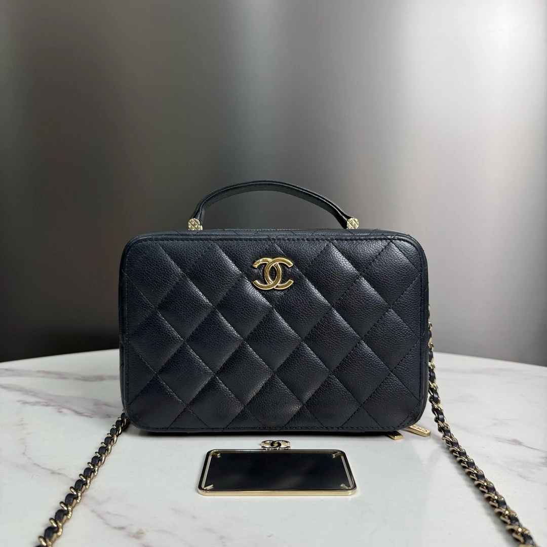 95新 Chanel/香奈儿 芯片款黑色金扣手柄菱格纹包化妆包16528222