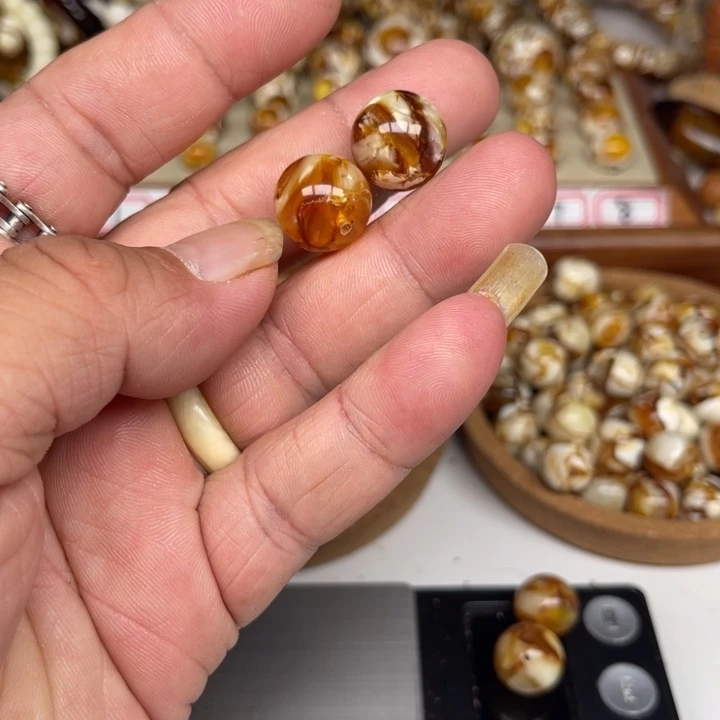 未镶嵌琥珀裸石清*70号