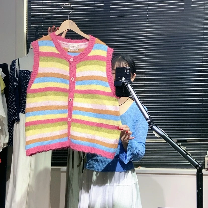 【闪购商品】条纹马甲